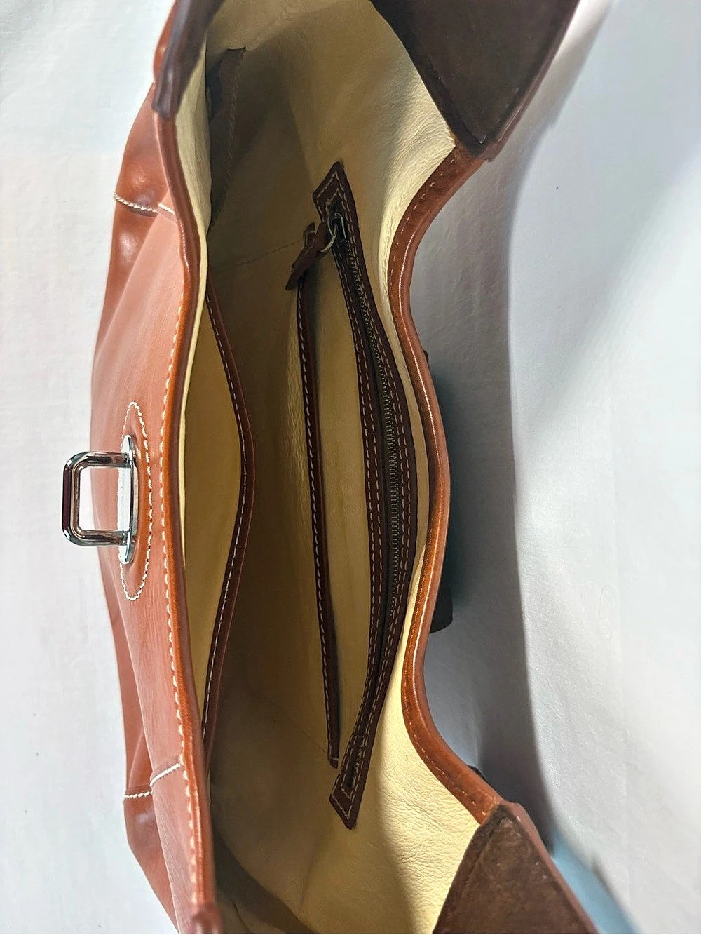 Dooney & Bourke 1975 Brown Leather Hobo Shoulder Bag - Picture 4 of 4